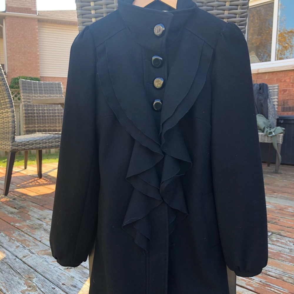 EUC Beautiful RW&Co Ruffle front wool coat sz XS